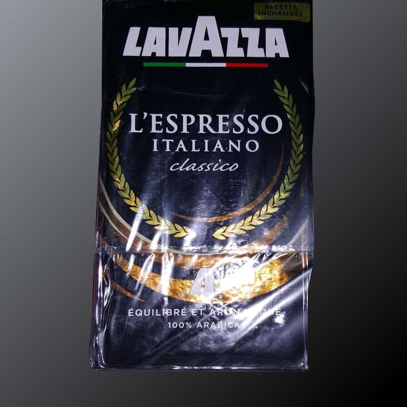 Promo Lavazza café moulu espresso italiano classico chez Cora